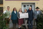 Studierende spenden 1.000 Euro an Pfaffenhofener Tafel