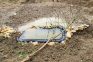 Wasserbecken im Boden eingelassen
